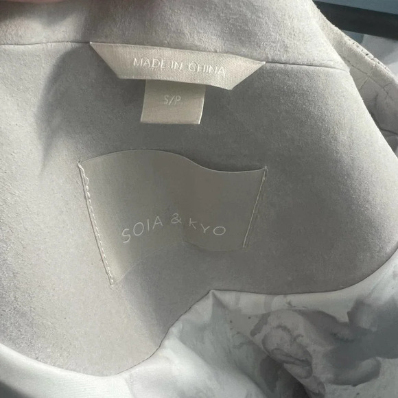 Soia + Kyo Collarless Zip Front Suede Jacket Gray Size US Small - Picture 11 of 12